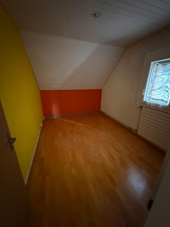 Charmant appartement sous les toits de 4 pièces à Biel/Bienne 15