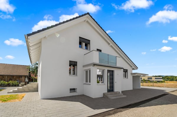 1.5 Zi. Einfamilienhaus mit grossem Garten in Wolfwil 4