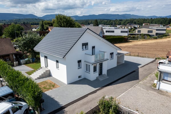 1.5 Zi. Einfamilienhaus mit grossem Garten in Wolfwil 1