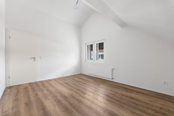 1.5 Zi. Einfamilienhaus mit grossem Garten in Wolfwil 24