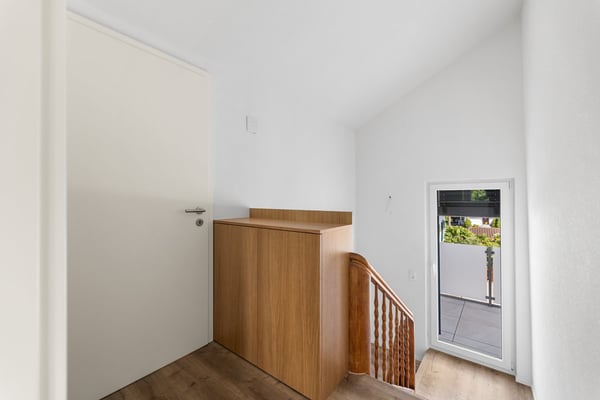 1.5 Zi. Einfamilienhaus mit grossem Garten in Wolfwil 28