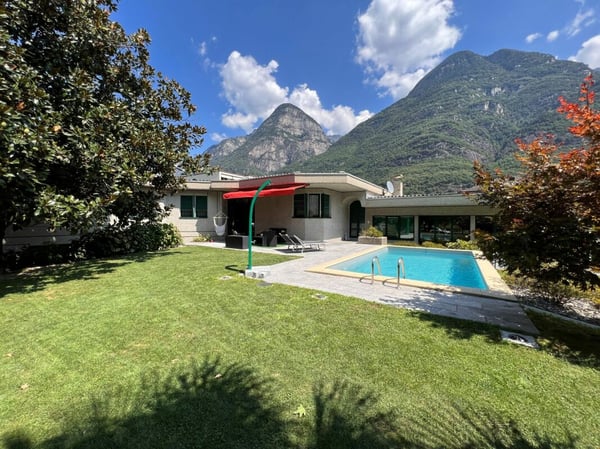 Lodrino - Villa di 7.5 locali con piscina 1