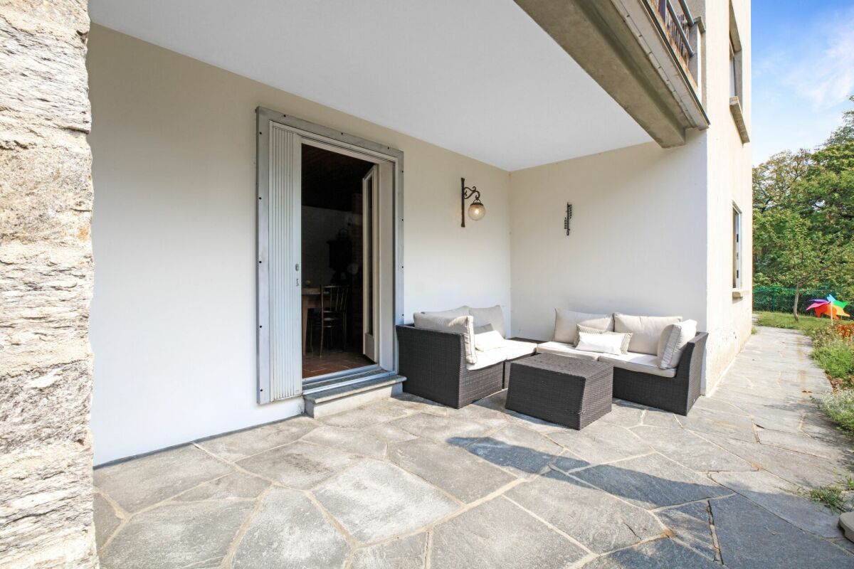 Minusio - Casa bifamiliare con Rustico