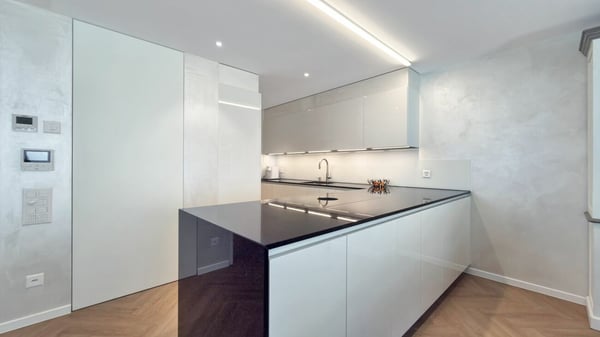 Losone - Exklusive Wohnung mit privatem Garten 5
