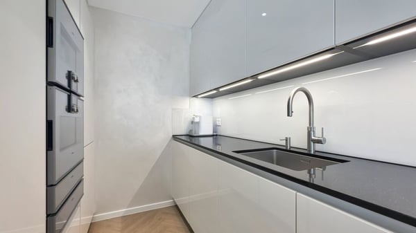 Losone - Exklusive Wohnung mit privatem Garten 6