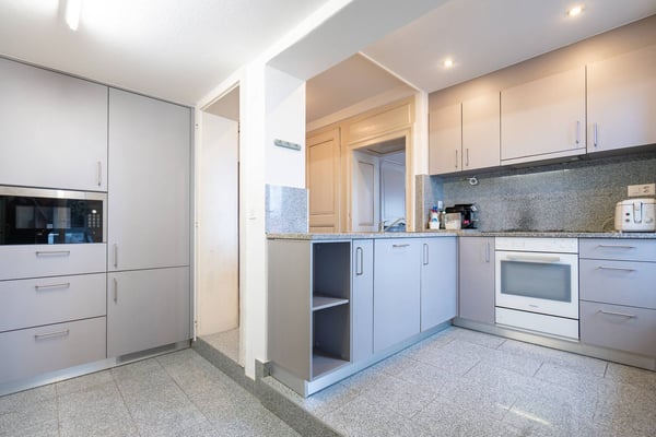 Immeuble locatif de 4 appartements et une grange 5