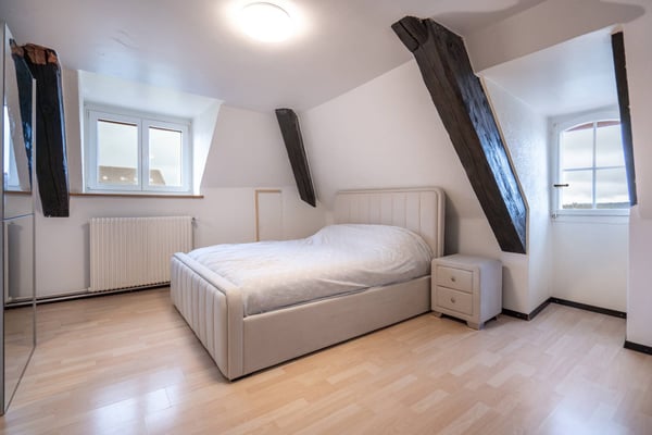 Immeuble locatif de 4 appartements et une grange 8