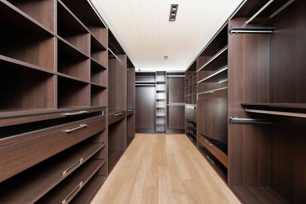 Appartement de standing avec ascenseur privatif et vue sur le lac 9