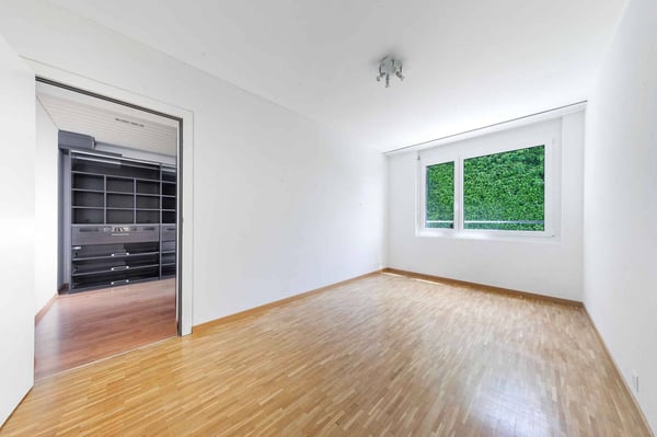 Appartement de standing avec ascenseur privatif et vue sur le lac 10