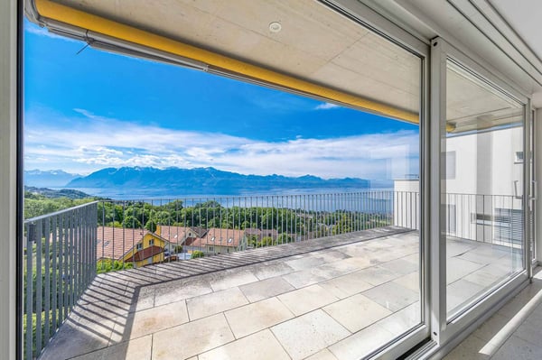 Appartement de standing avec ascenseur privatif et vue sur le lac 3