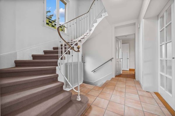 Maison de 2 pièces de caractère, calme, verdure et emplacement stratégique 7