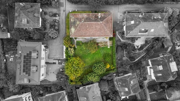Maison de 2 pièces de caractère, calme, verdure et emplacement stratégique 4