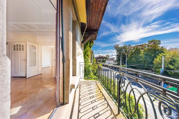 Magnifique appartement Hausmannien de 1.5 pièces avec balcon 12