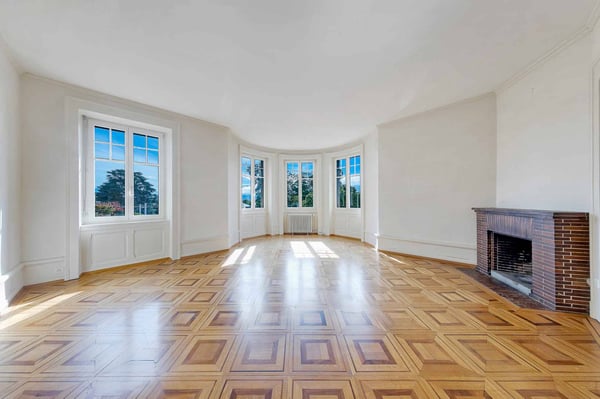 Appartement Hausmannien de 1.5 pièces avec vue imprenable sur le lac 9