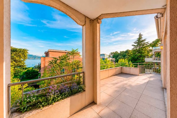Exclusivité : Splendide appartement de 156 m² à deux pas du lac 1