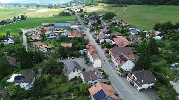 Immeuble à vendre à Lamboing 20