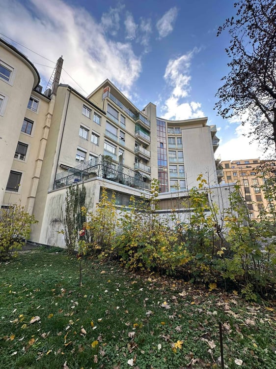 Immeuble résidentiel de rendement au coeur de Genève 3