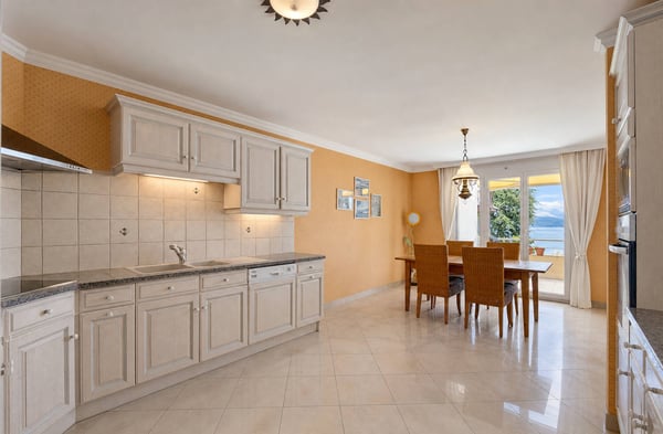 Exclusivité : Splendide appartement de 156 m² avec vue sur le lac