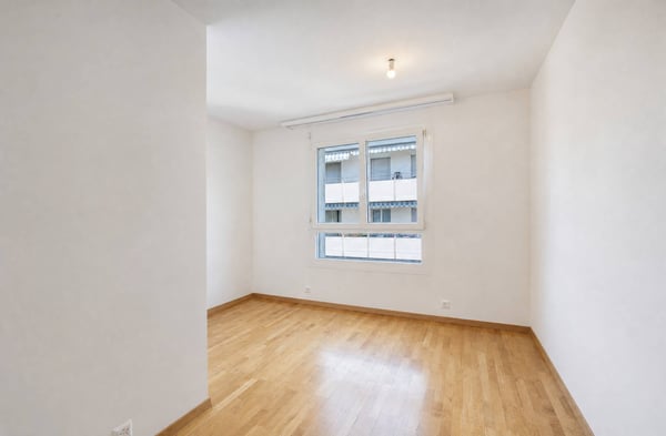 Appartement lumineux de 3,5 pièces. Proche de toutes commodités. 7