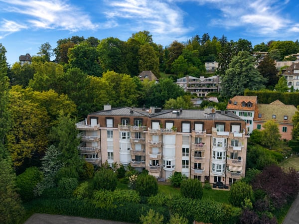 Charmant studio en attique avec vue sur le Lac ! 2