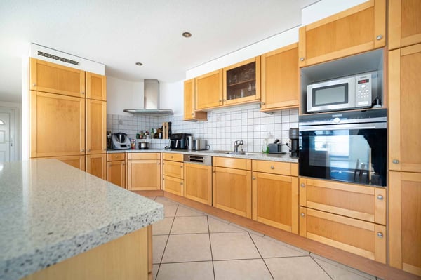 Villa d'exception avec piscine, jacuzzi et vue imprenable sur le lac 5