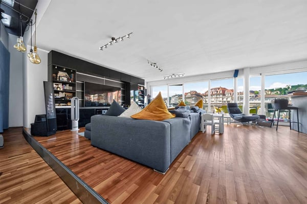 Loft en duplex au cur du centre-ville 3