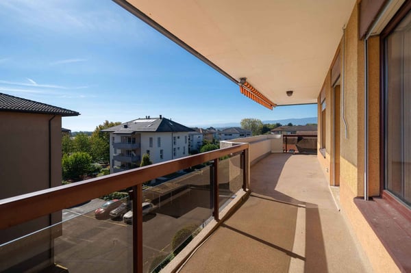 Spacieux 4,5 pièces avec terrasse 1