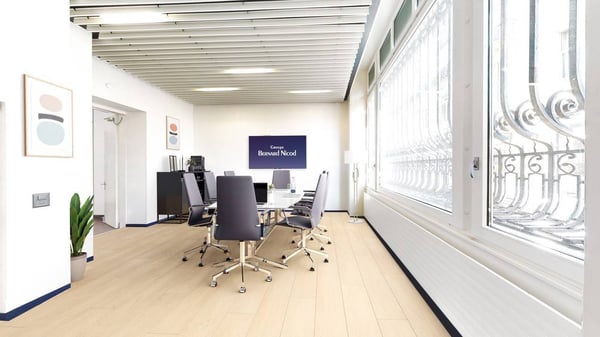 Surface unique au centre-ville de 630 m2 en arcade 6