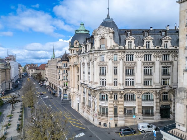 Surface unique au centre-ville de 630 m2 en arcade 2