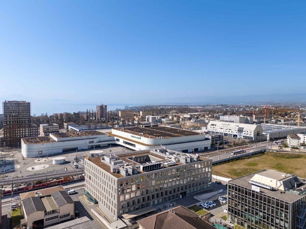 Vos bureaux au dernier étage dans le dynamique quartier de Malley 2