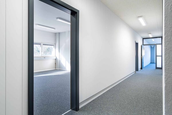 Bureaux fonctionnels de 219 m² Zone in…
