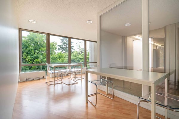 Des bureaux adaptés à votre croissance avec cafétéria et salle de réunion 5