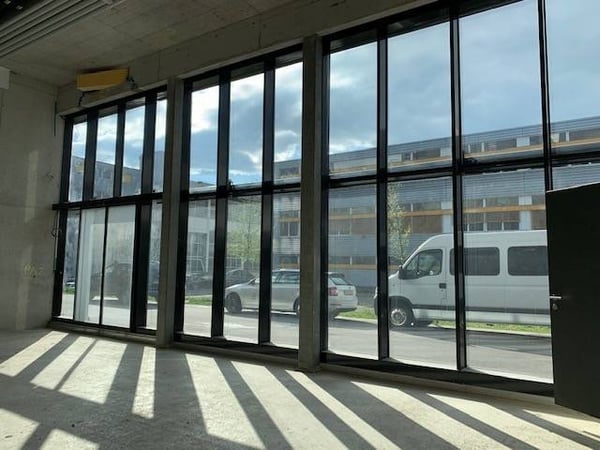Spacieuse arcade contemporaine de 132 m², adaptée à de multiples activités 5