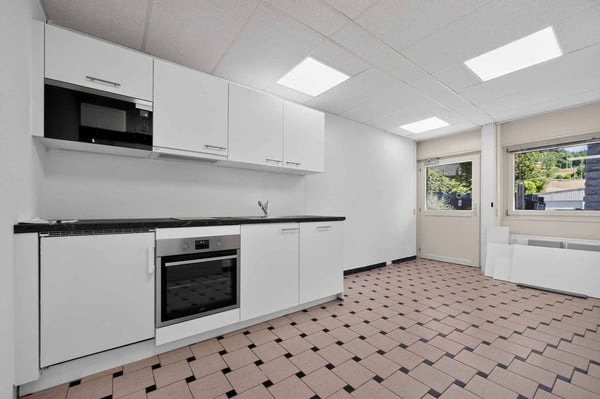 Votre futur bureau/cabinet dans un espace rénové aux portes de Pully 6