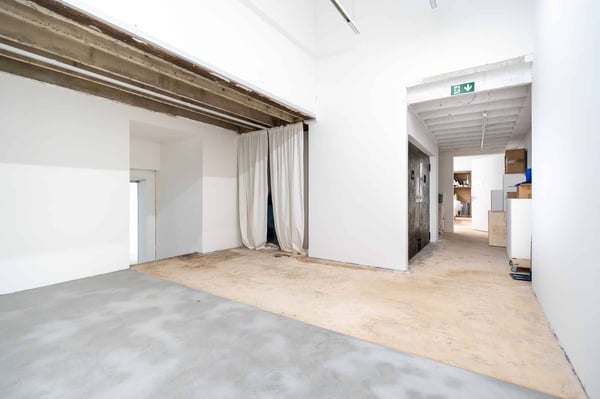 A proximité de la Gare - Espace avec volume pour vos cours ou votre atelier 3