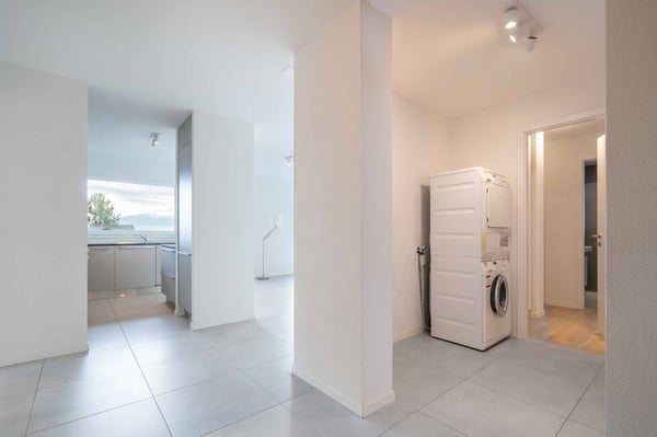 Magnifique appartement de 1.5 pièces avec vue sur le lac et les montagnes à St-Prex 7