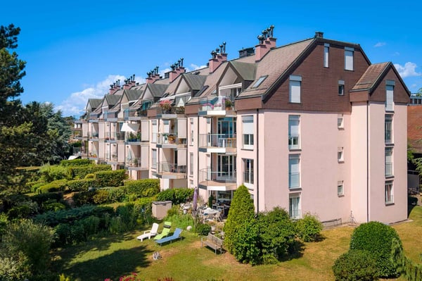 Magnifique appartement en duplex avec vue panoramique sur le lac 2