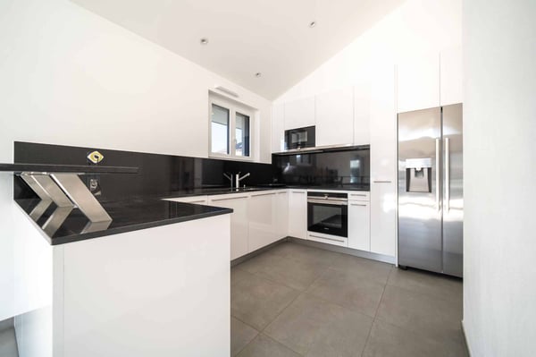 Un bien d'exception alliant confort, modernité, espaces généreux et vue lac 4