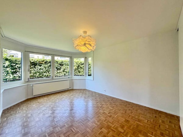 Spacieux appartement rénové de 5,5 pièces avec jardin 7