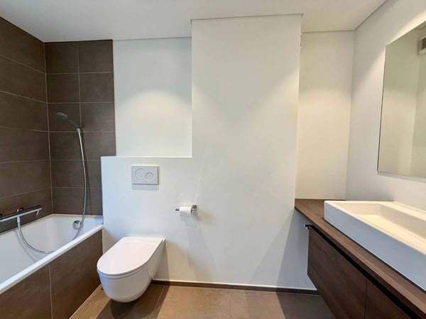 Appartement lumineux et rénové de 4,5 pièces avec terrasse 13