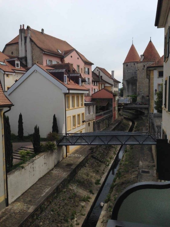 Spacieux appartement de 3,5 pièces avec balcon au cur d'Yverdon-les-Bains 10