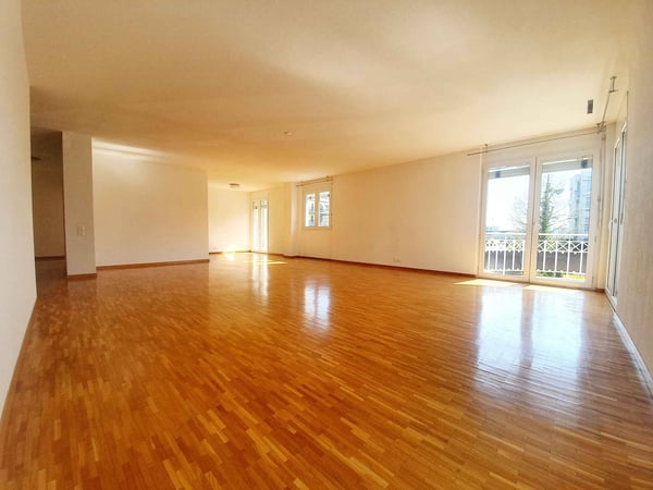 Charmant appartement de 1.5 pièces avec deux balcons 1