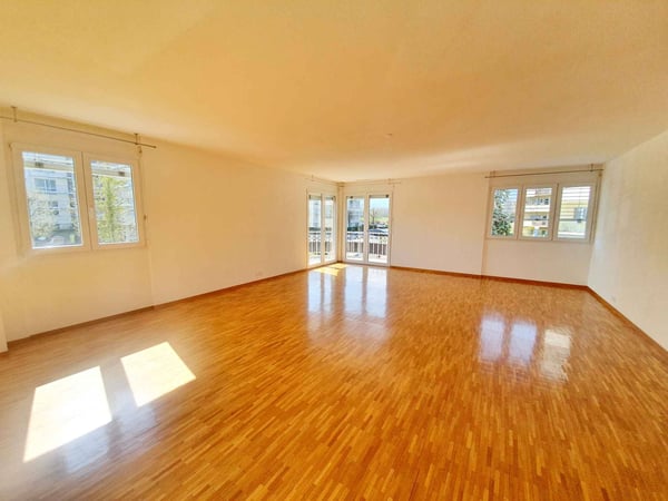 Charmant appartement de 1.5 pièces avec deux balcons 2