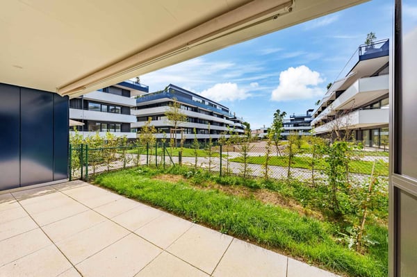 Appartement neuf avec terrasse et jardins