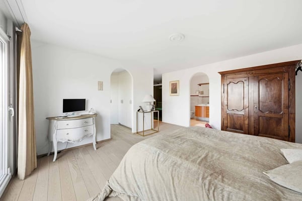 Grand appartement au calme total, avec vue! 9