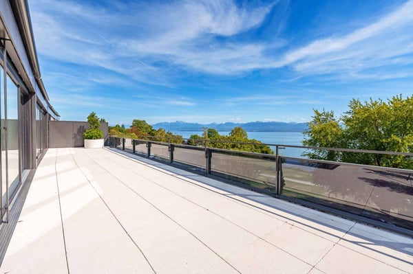 Magnifique attique neuf de 5.5 pièces Rooftop exclusif à 360 3