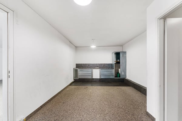 Bureaux idéalement situés en plein centre-ville - Alpes 29 7