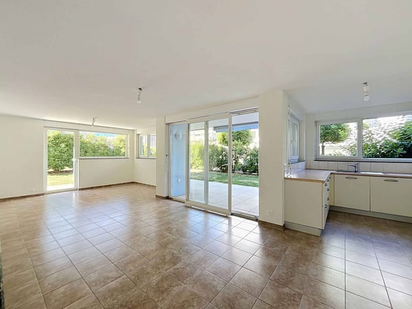 1.5 pièces au rez-de-chaussée avec terrasse - Cabinet 3 2