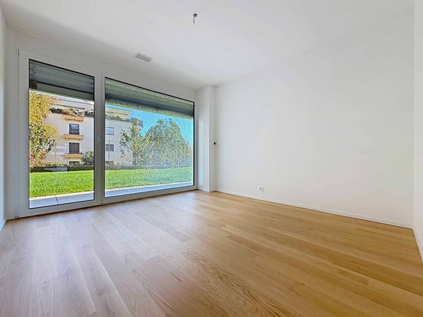 Nouvelle promotion : appartement de 1.5 pièces avec 2 terrasses et 2 jardins Ouest/Est 4