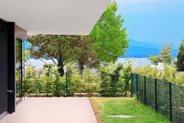 Appartement neuf de 5.5 pièces avec terrasse couverte et jardin 8